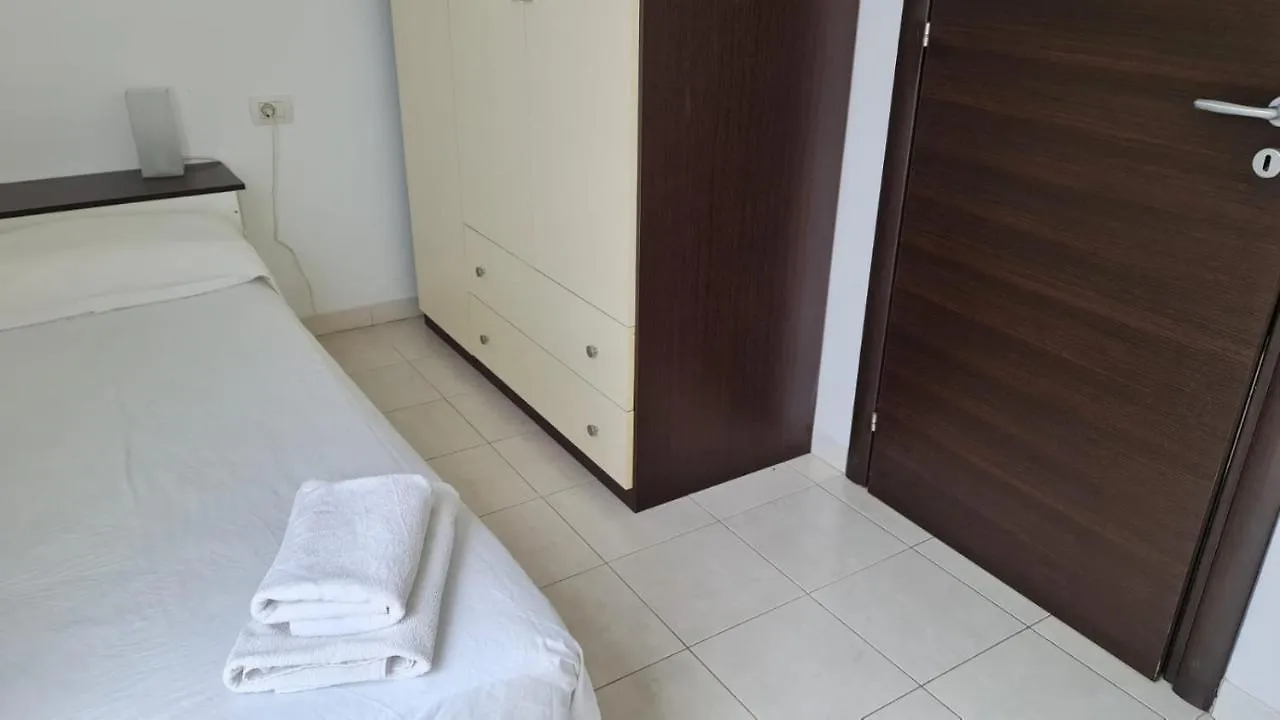 Duplex Apartments Nirvana Callao Salvaje 0*,  Ισπανία